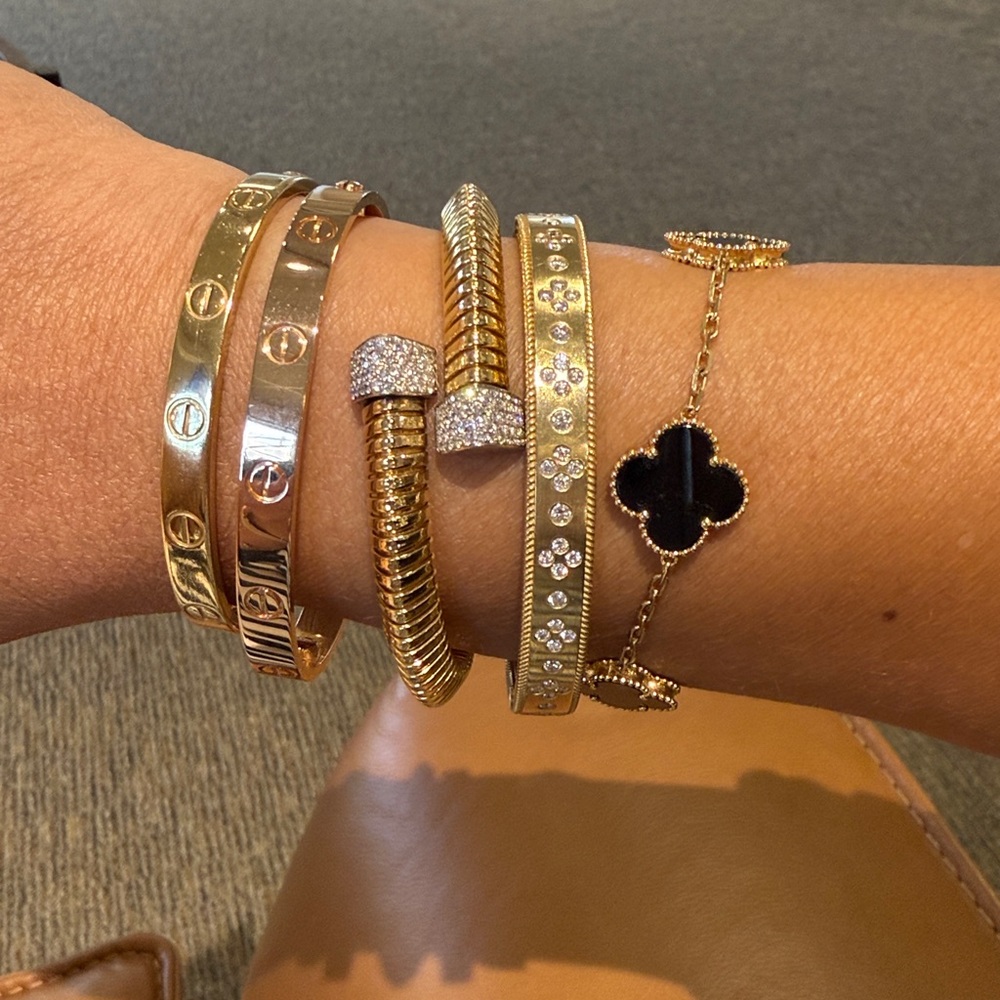 Van Cleef & Arpels Black onyx and yellow gold  vintage Alhambra bracelet